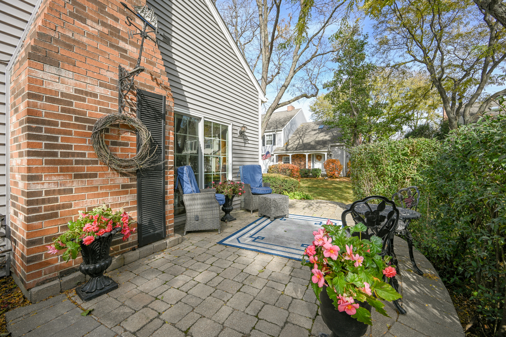 2S737 Timber Drive, Warrenville, IL 60555