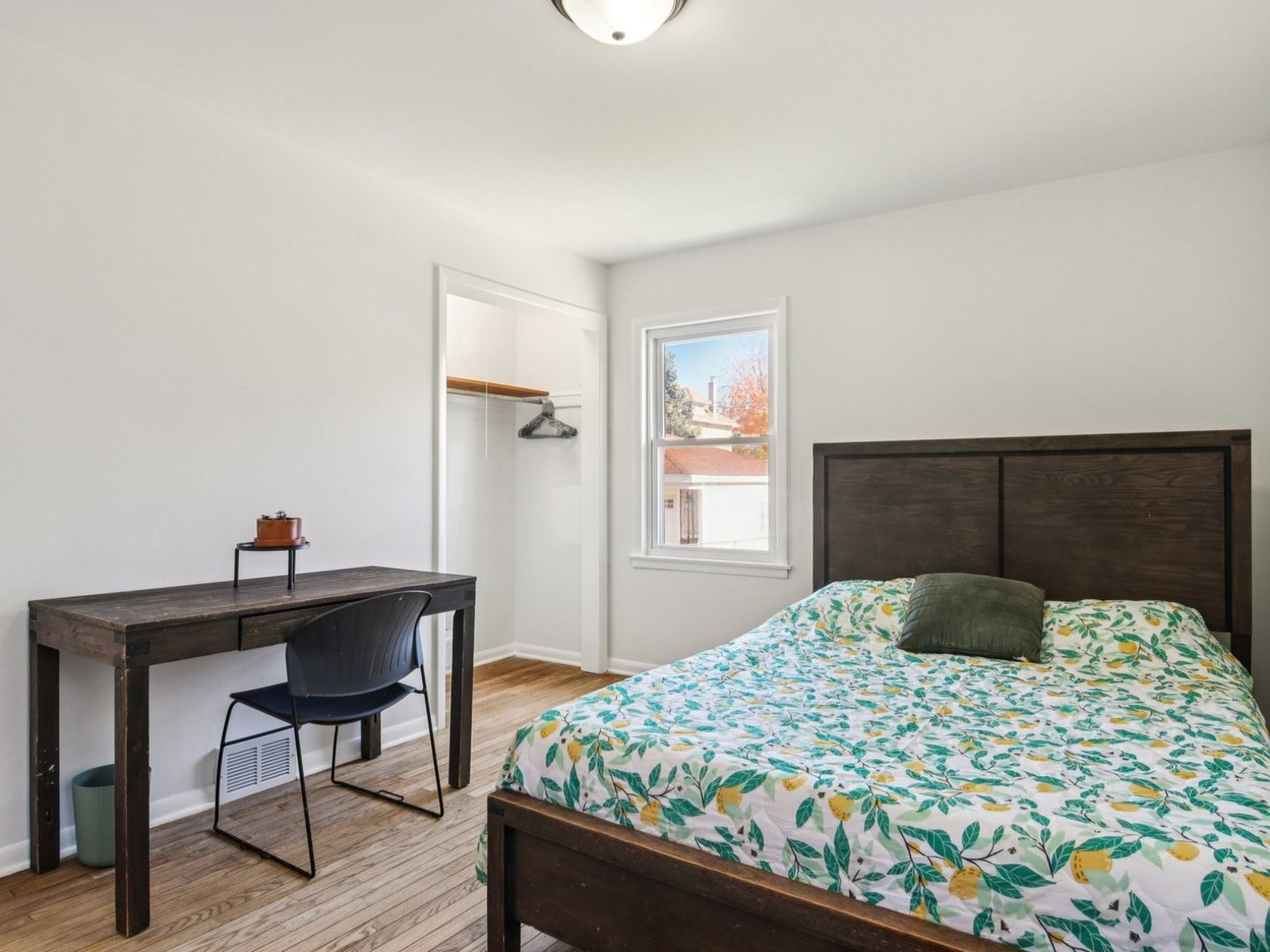 533 50th Avenue, Bellwood, IL 60104