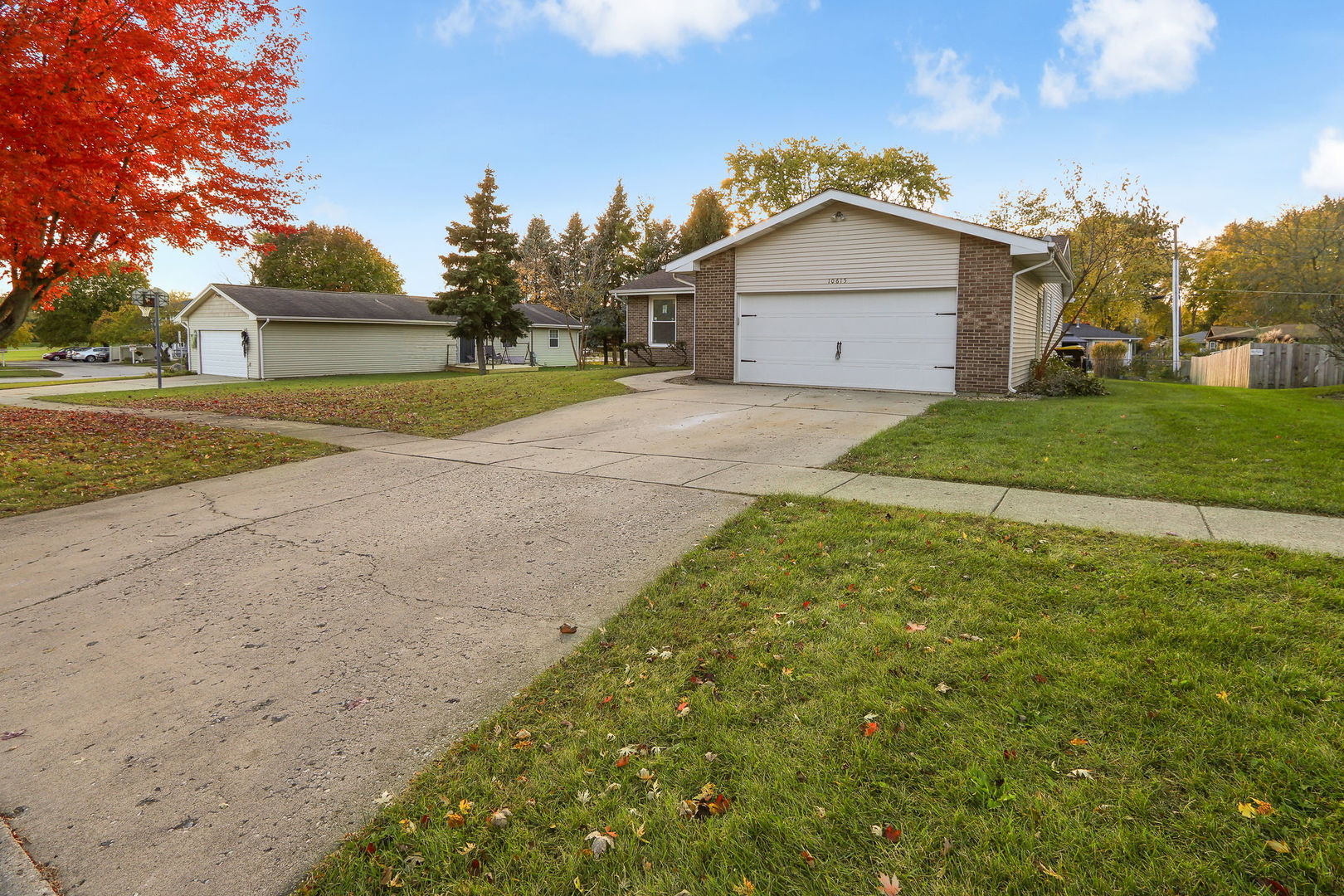 10615 Mathew Street, Huntley, IL 60142