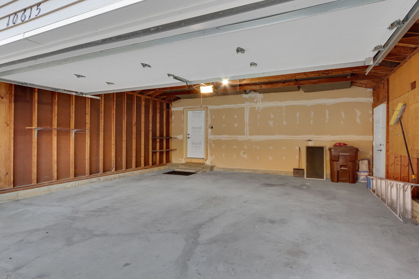 10615 Mathew Street, Huntley, IL 60142