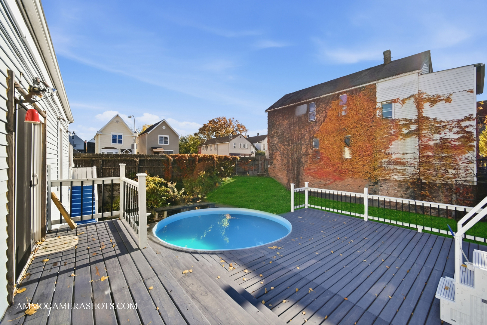 9018 S Brandon Avenue, Chicago, IL 60617