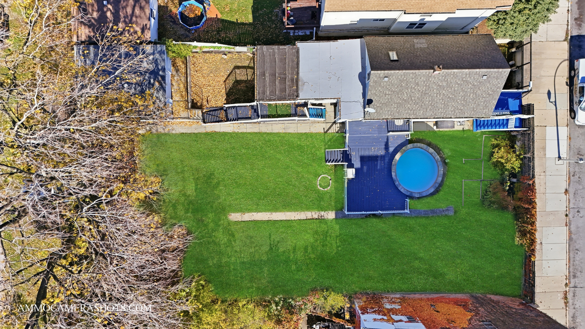 9018 S Brandon Avenue, Chicago, IL 60617