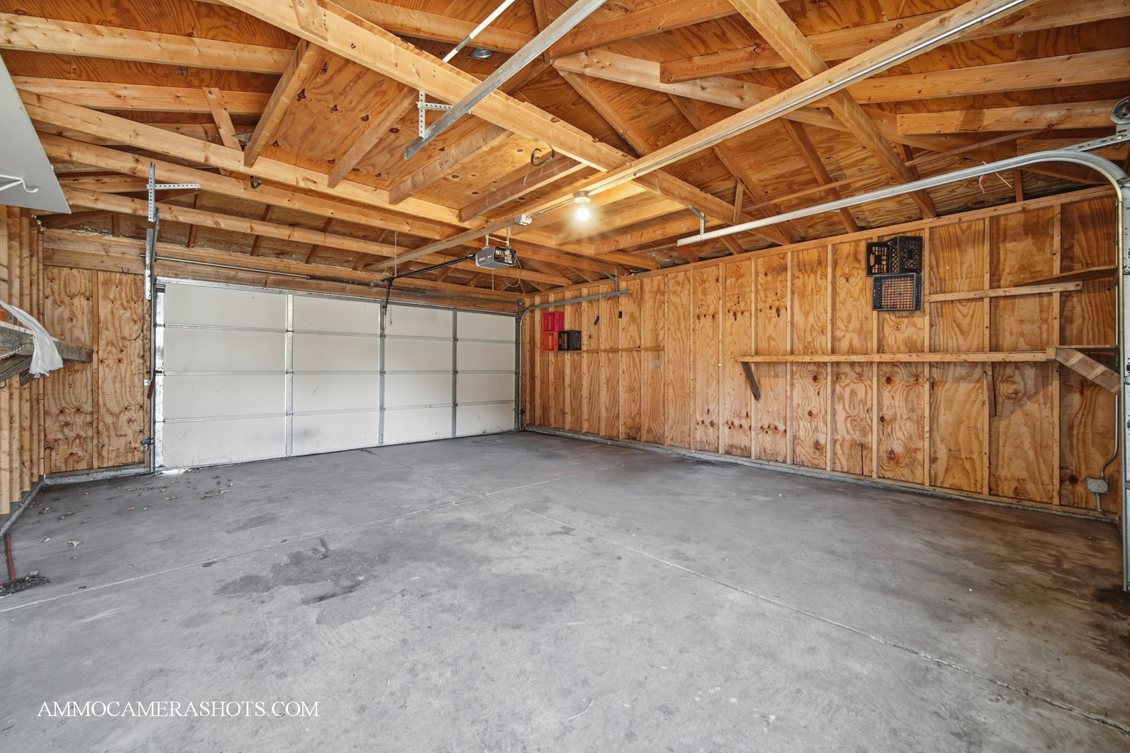 9018 S Brandon Avenue, Chicago, IL 60617