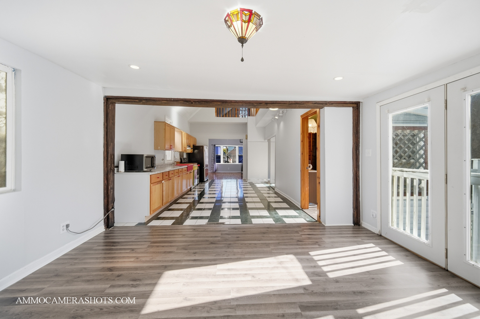 9018 S Brandon Avenue, Chicago, IL 60617