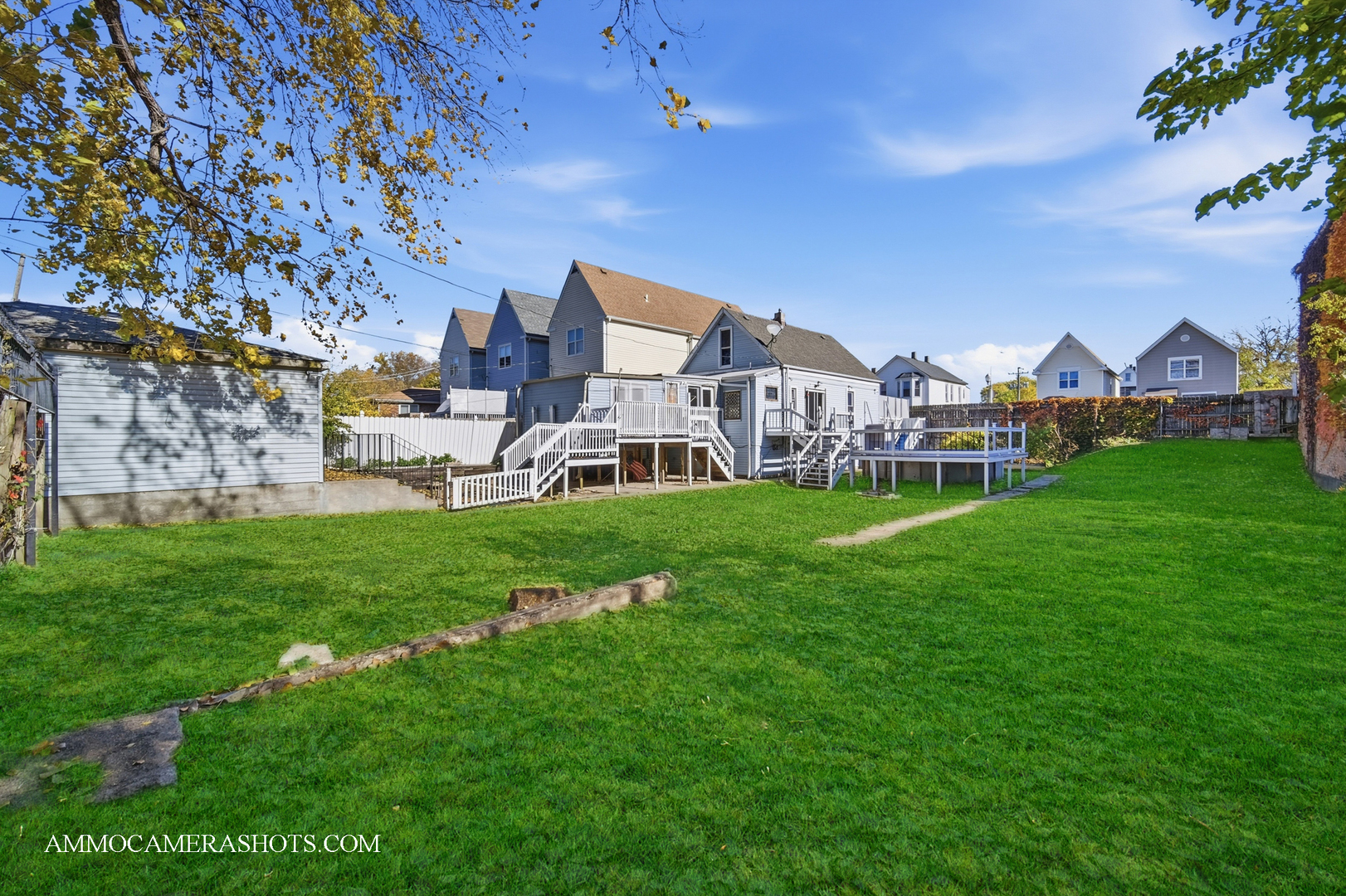 9018 S Brandon Avenue, Chicago, IL 60617