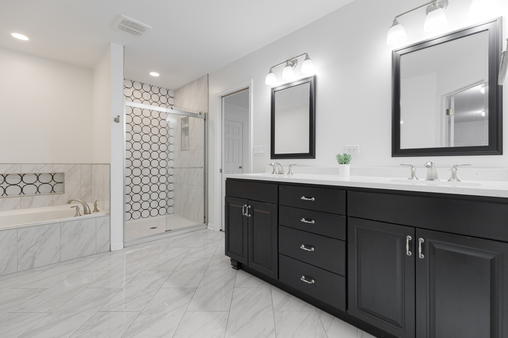 Campton Hills, IL 60175