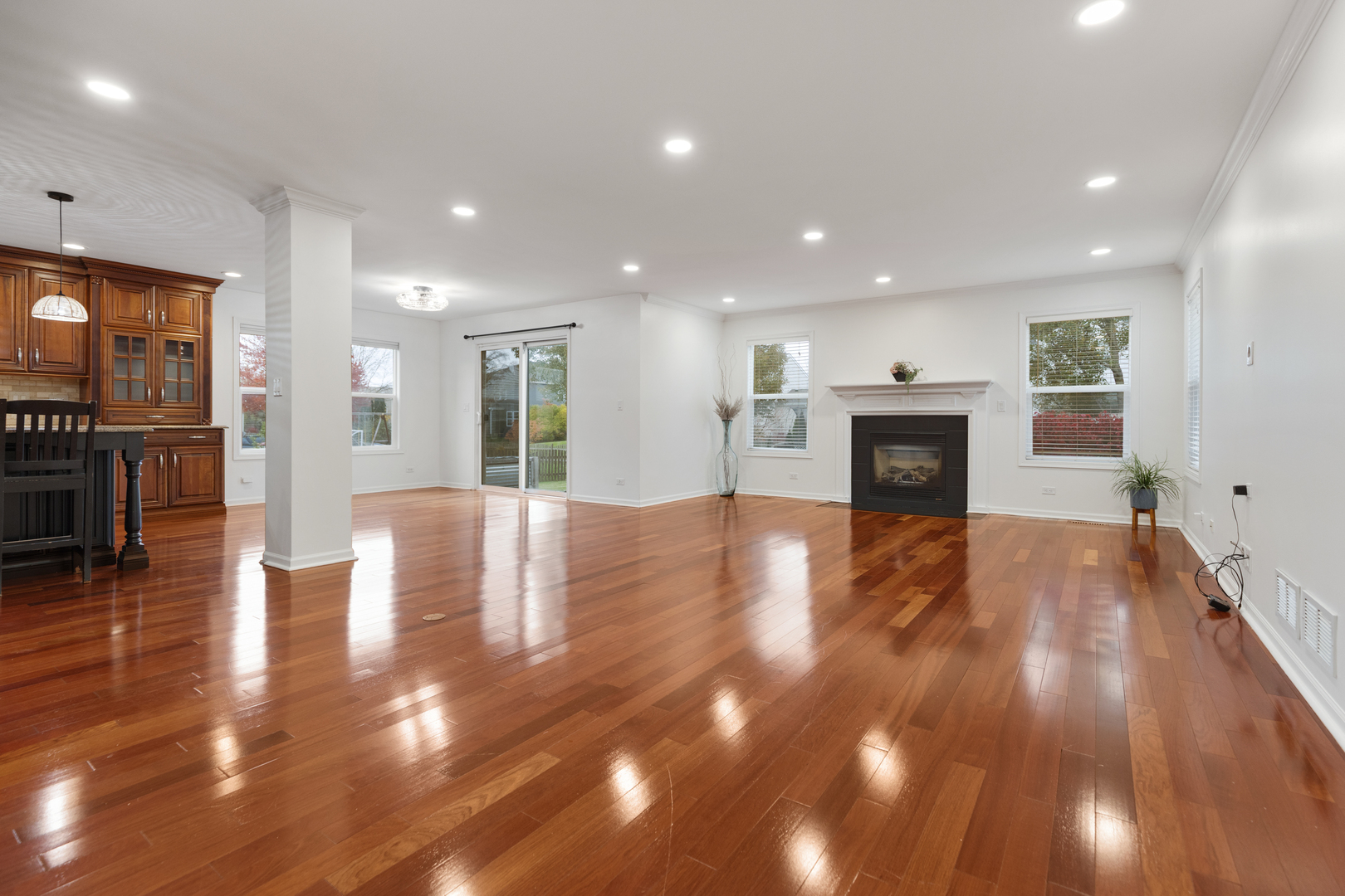 Campton Hills, IL 60175