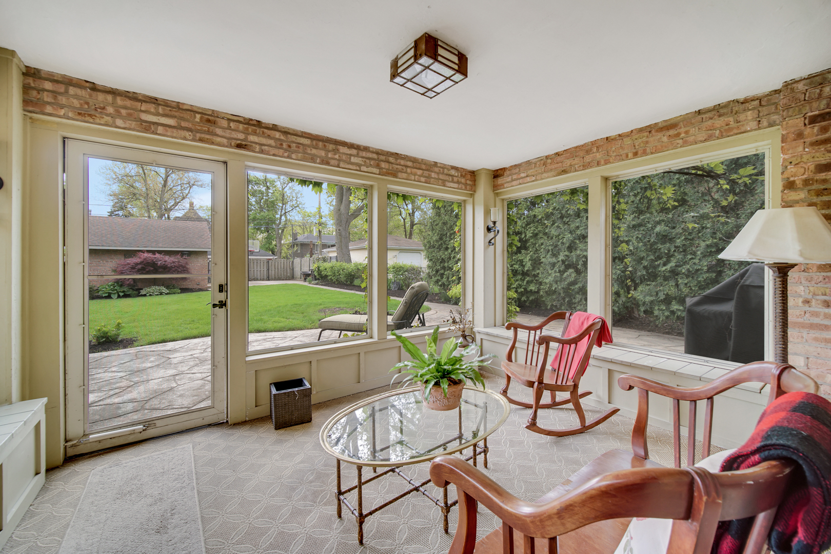 9305 S Hoyne Avenue, Chicago, IL 60643