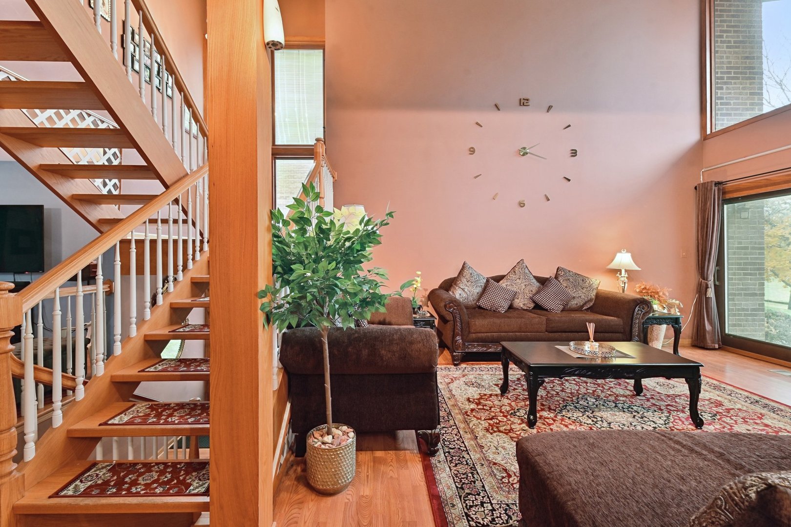 351 S Dominion Drive, Wood Dale, IL 60191