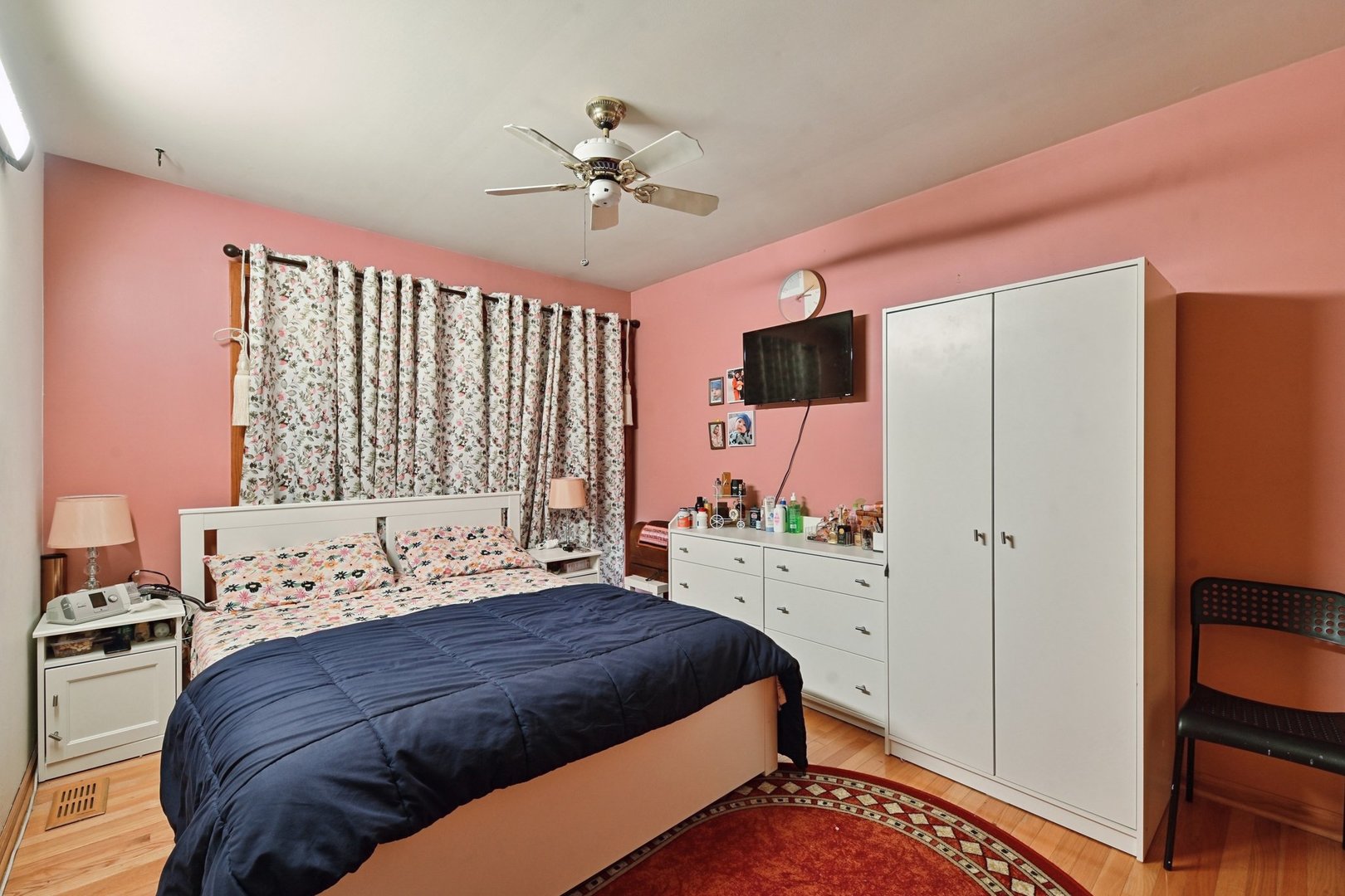 351 S Dominion Drive, Wood Dale, IL 60191