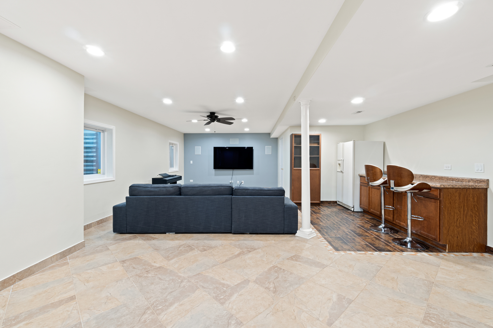 2803 Wildflower Court, Glenview, IL 60026