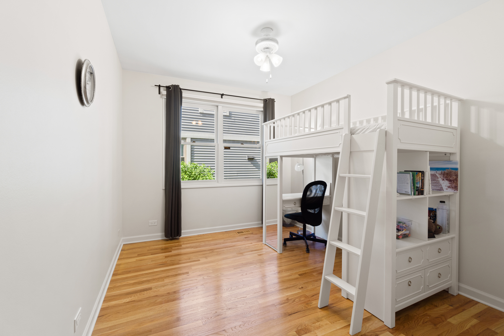 2803 Wildflower Court, Glenview, IL 60026