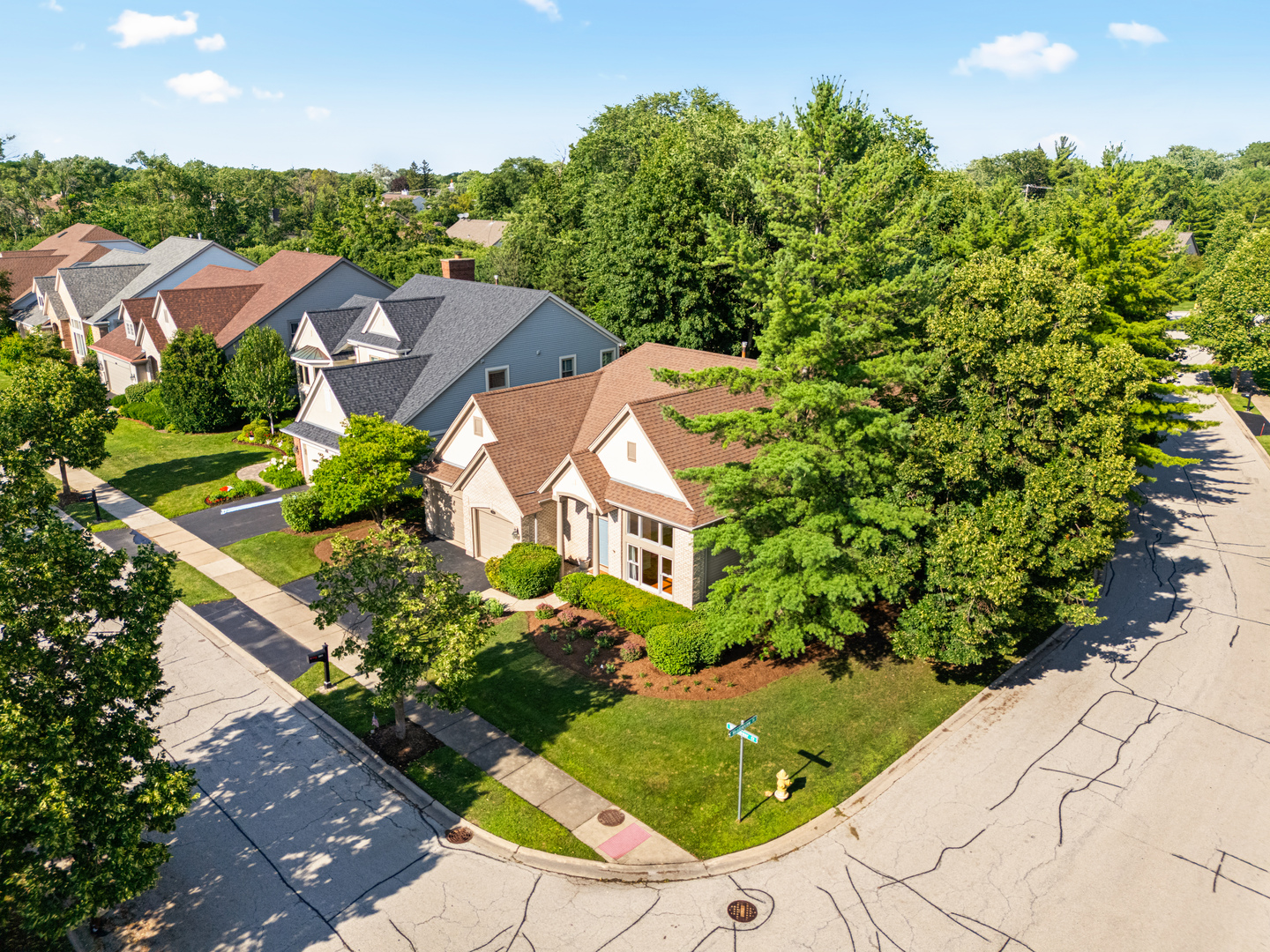 2803 Wildflower Court, Glenview, IL 60026