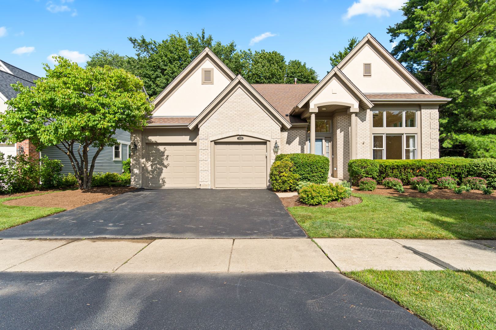 2803 Wildflower Court, Glenview, IL 60026