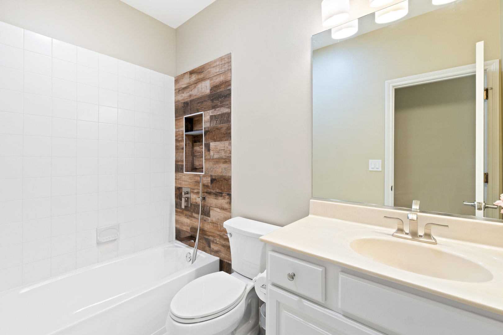 2803 Wildflower Court, Glenview, IL 60026