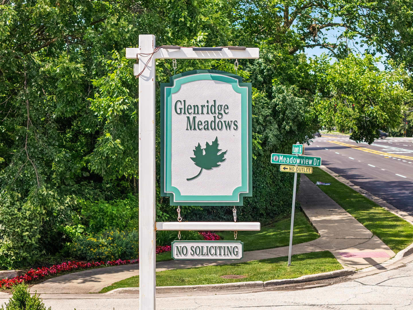 2803 Wildflower Court, Glenview, IL 60026