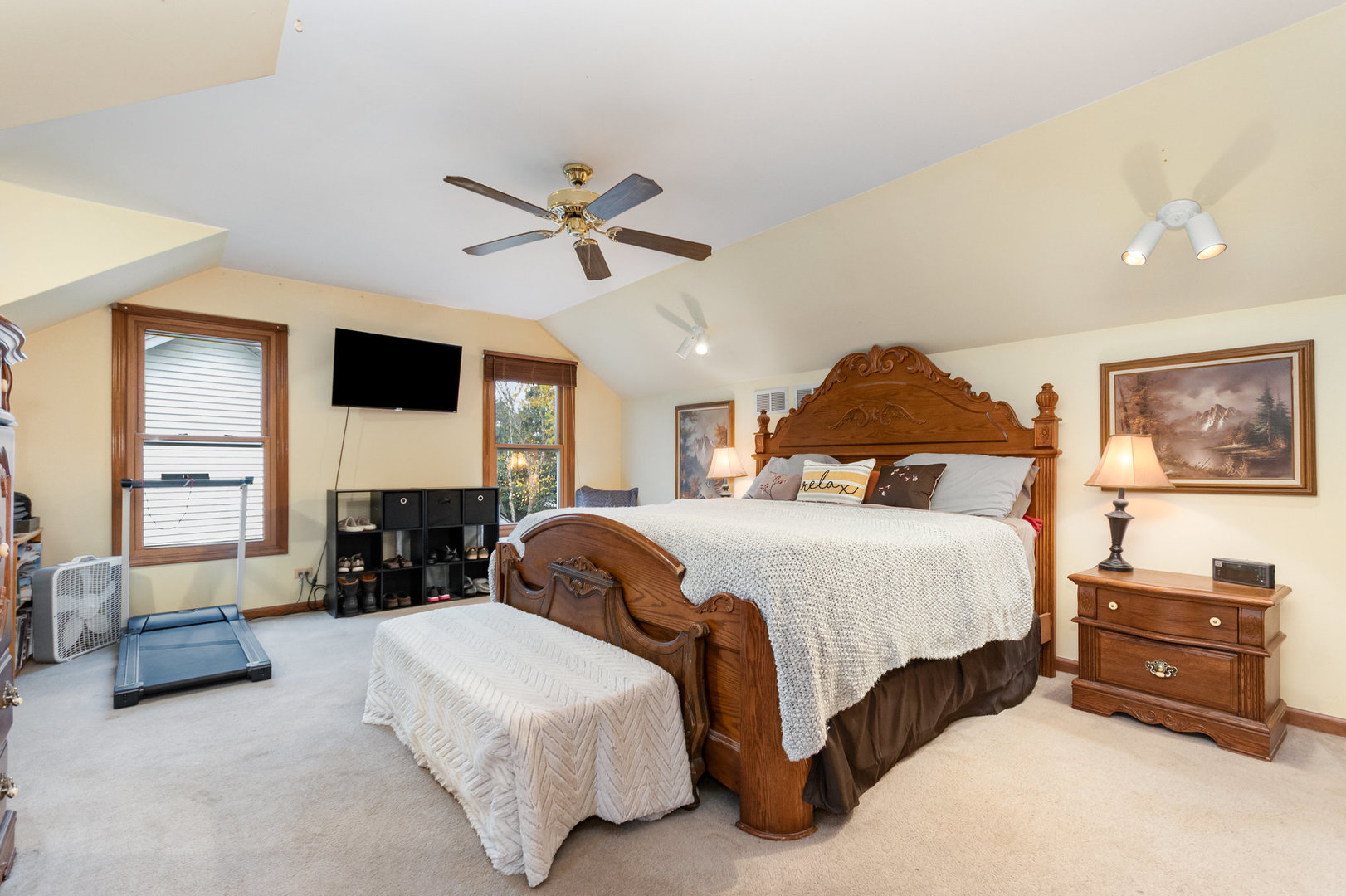 3467 Charlemaine Drive, Aurora, IL 60504