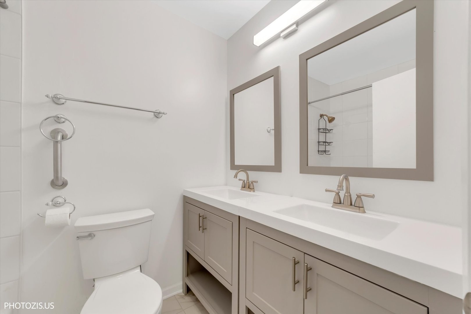 5119 N Tripp Avenue, Chicago, IL 60630