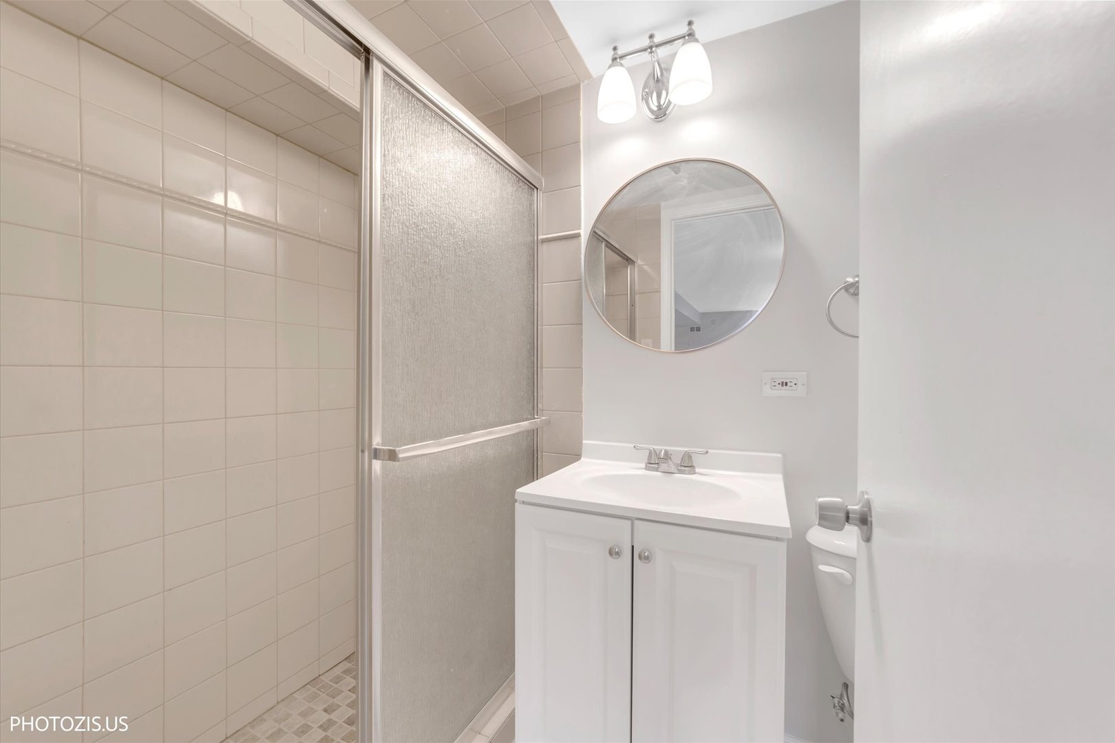 5119 N Tripp Avenue, Chicago, IL 60630