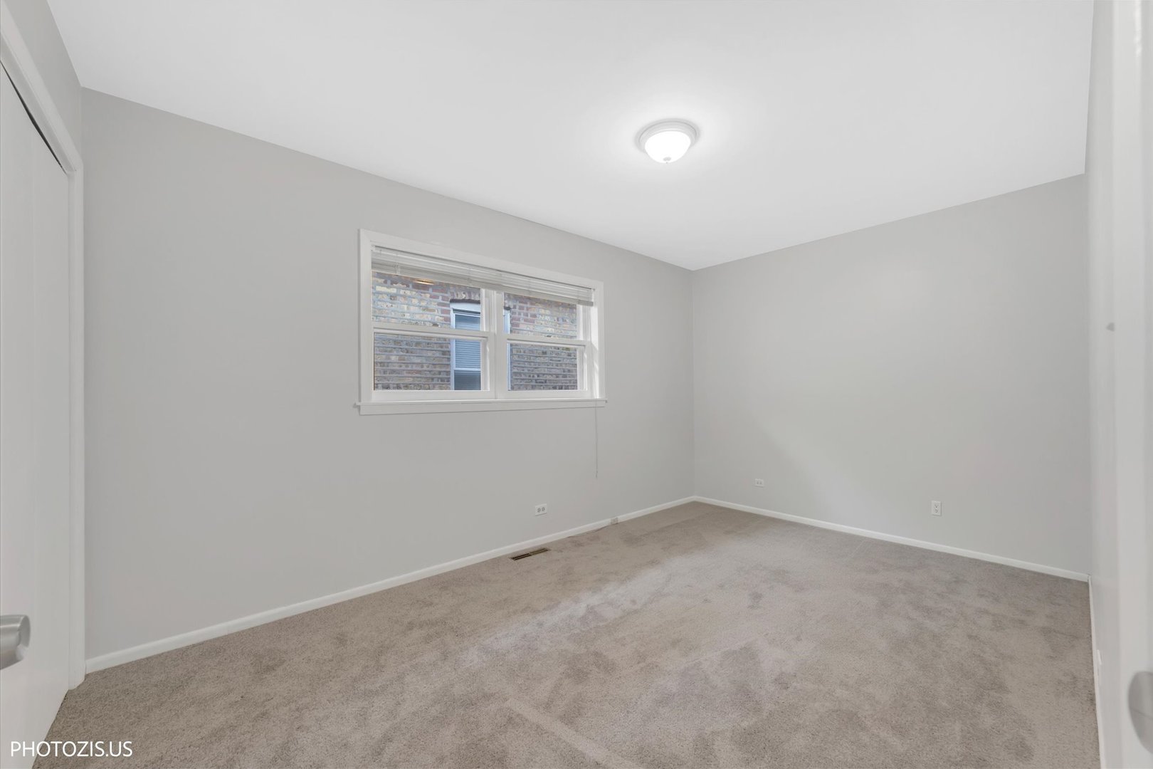 5119 N Tripp Avenue, Chicago, IL 60630