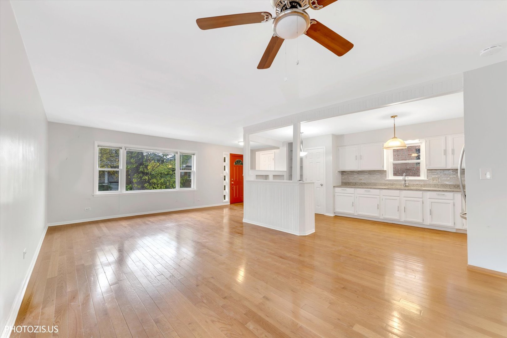 5119 N Tripp Avenue, Chicago, IL 60630