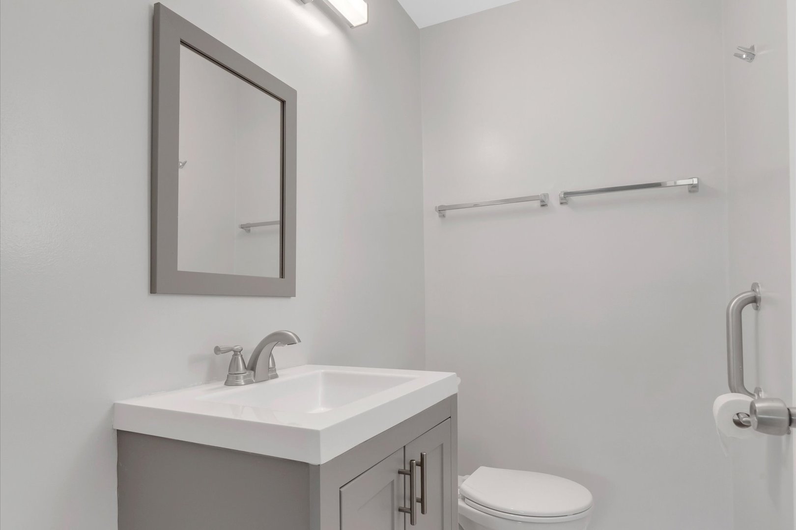 5119 N Tripp Avenue, Chicago, IL 60630