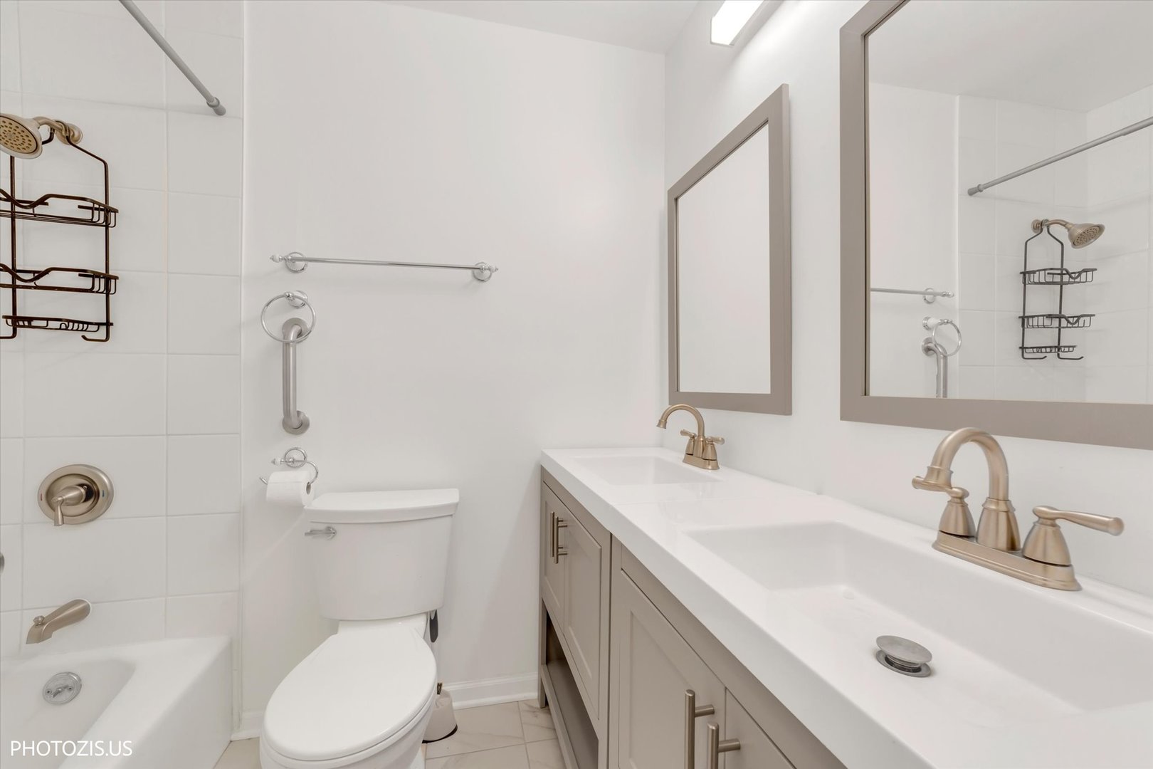 5119 N Tripp Avenue, Chicago, IL 60630