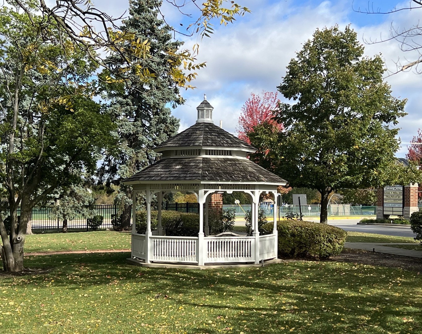 3451 N Carriageway Drive #503, Arlington Heights, IL 60004