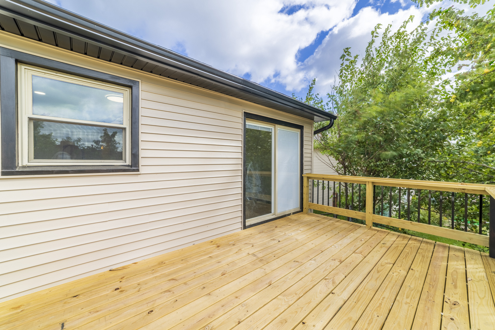 7727 166th Street, Tinley Park, IL 60477