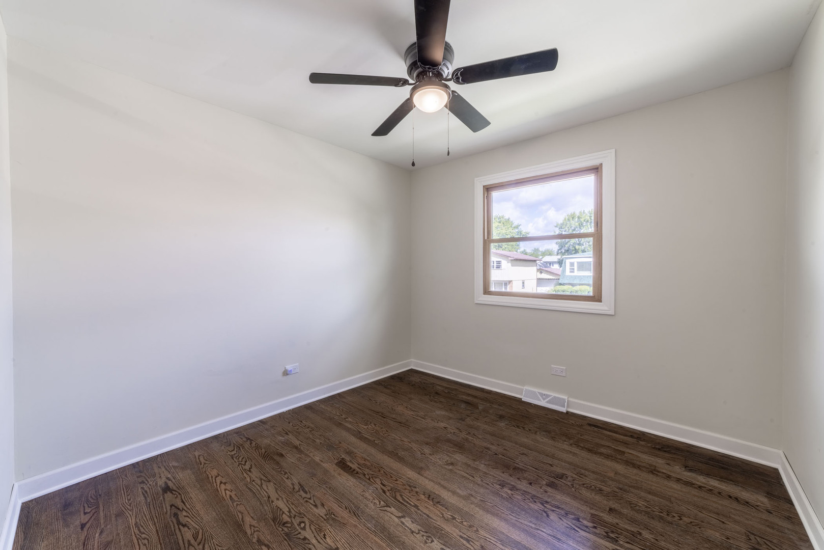 7727 166th Street, Tinley Park, IL 60477