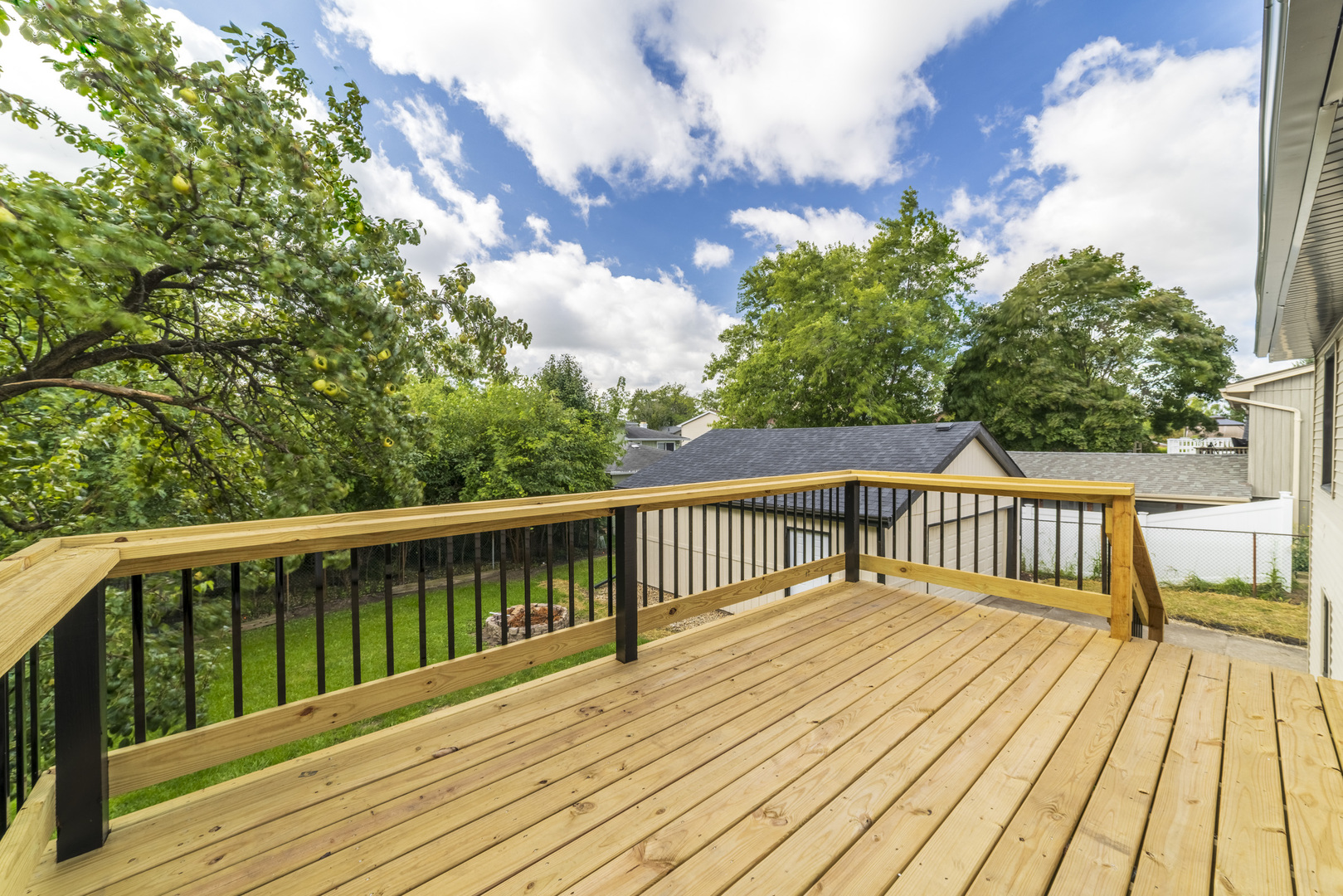 7727 166th Street, Tinley Park, IL 60477