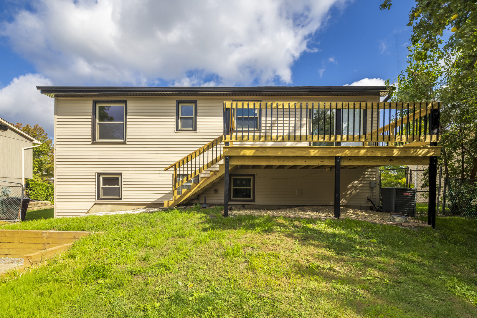 7727 166th Street, Tinley Park, IL 60477