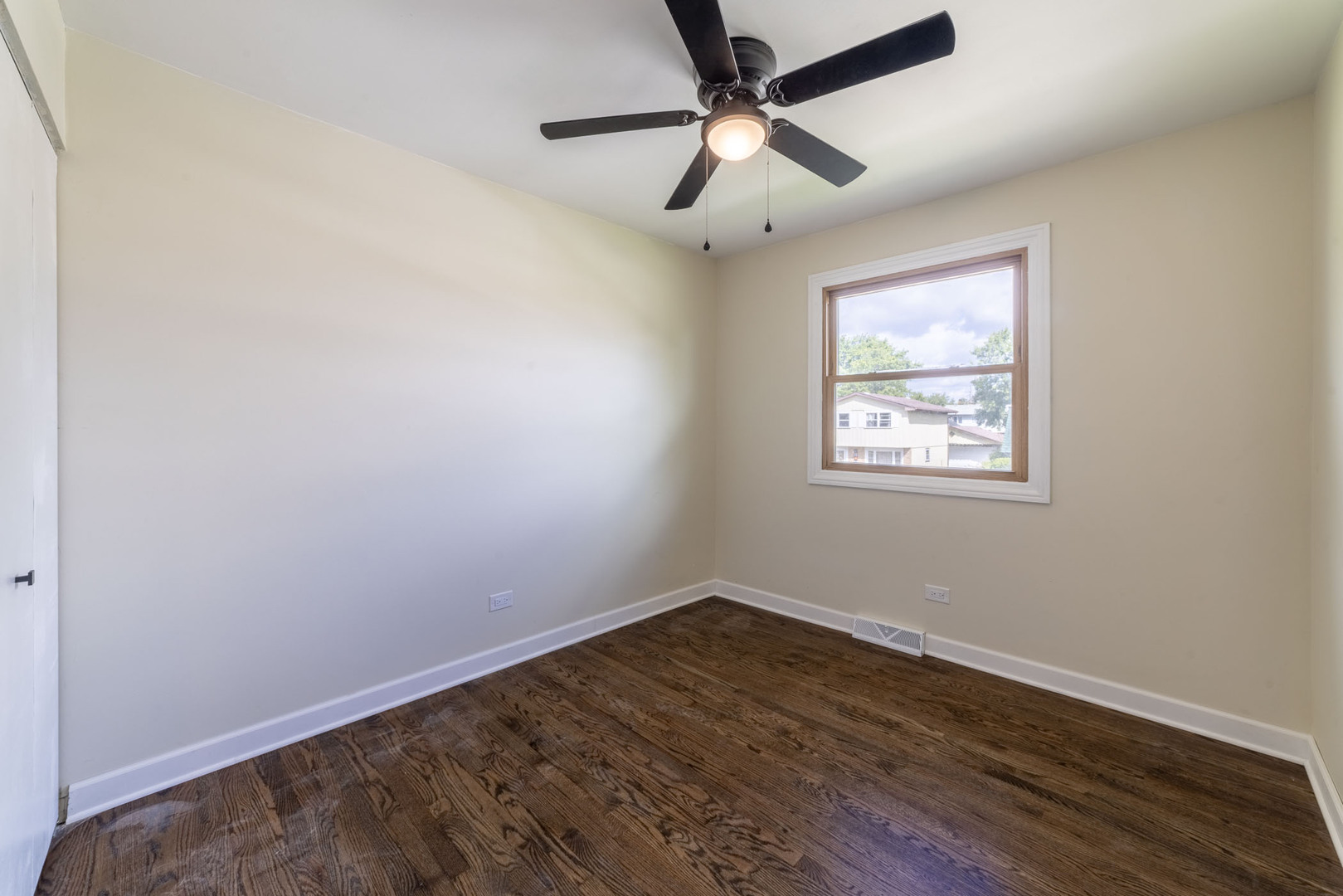 7727 166th Street, Tinley Park, IL 60477