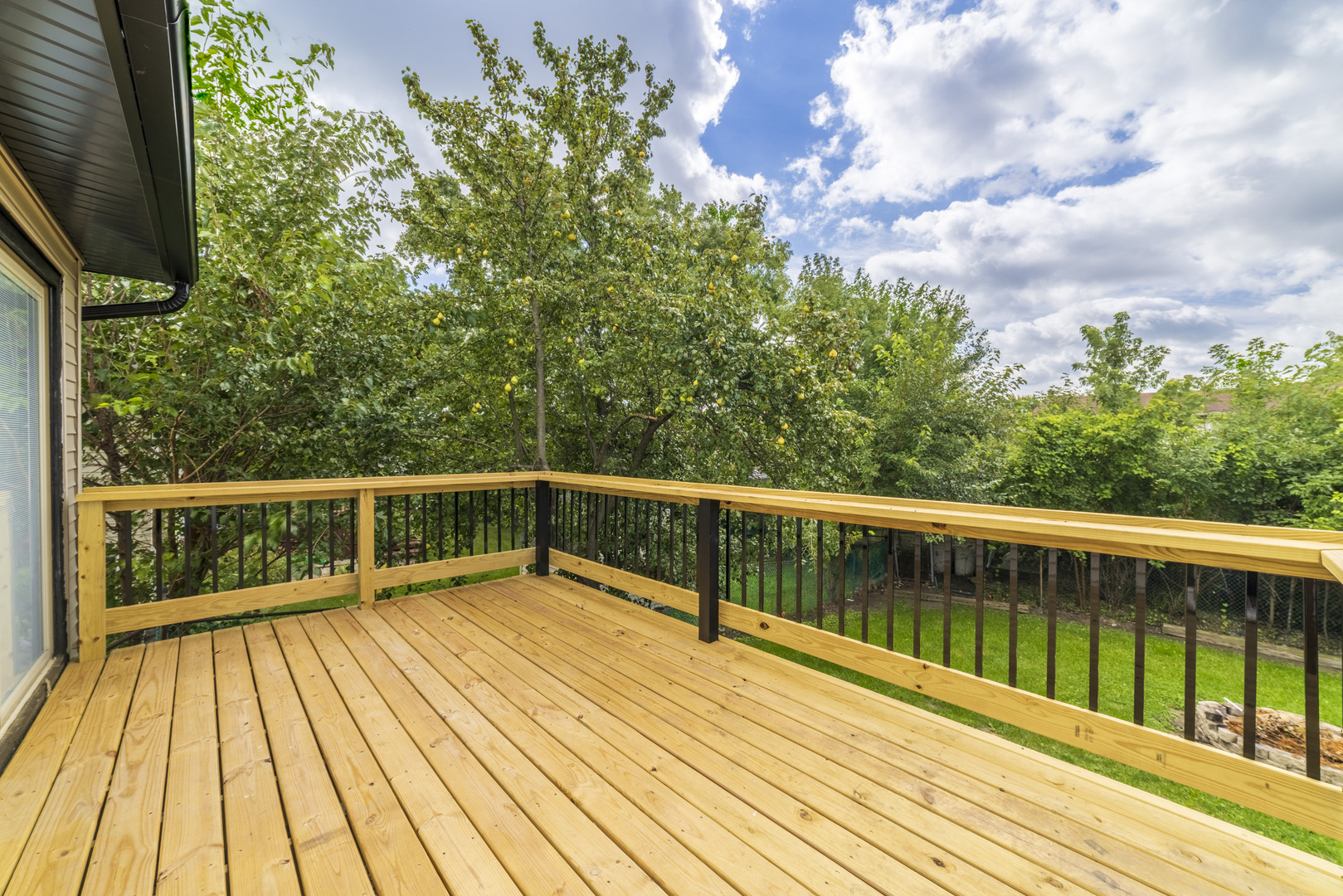 7727 166th Street, Tinley Park, IL 60477