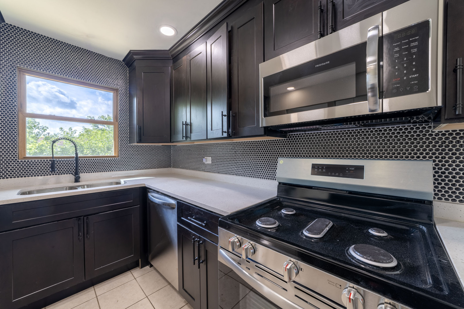 7727 166th Street, Tinley Park, IL 60477