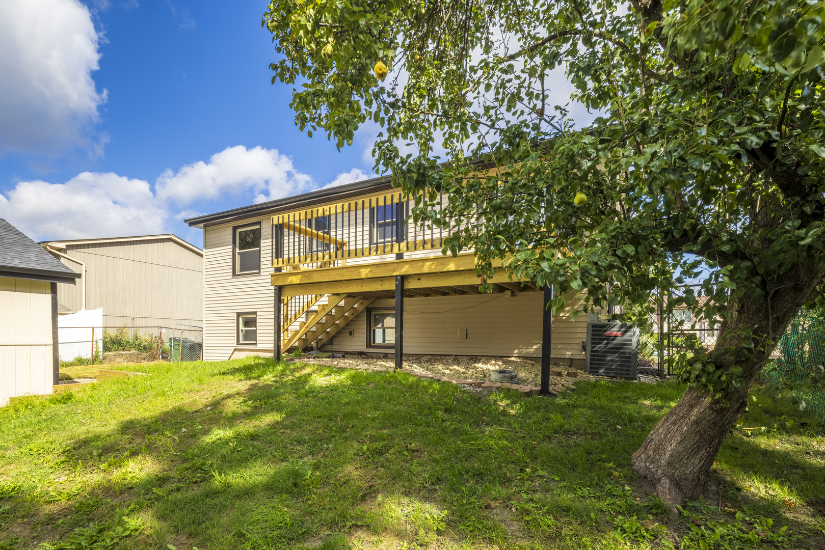 7727 166th Street, Tinley Park, IL 60477