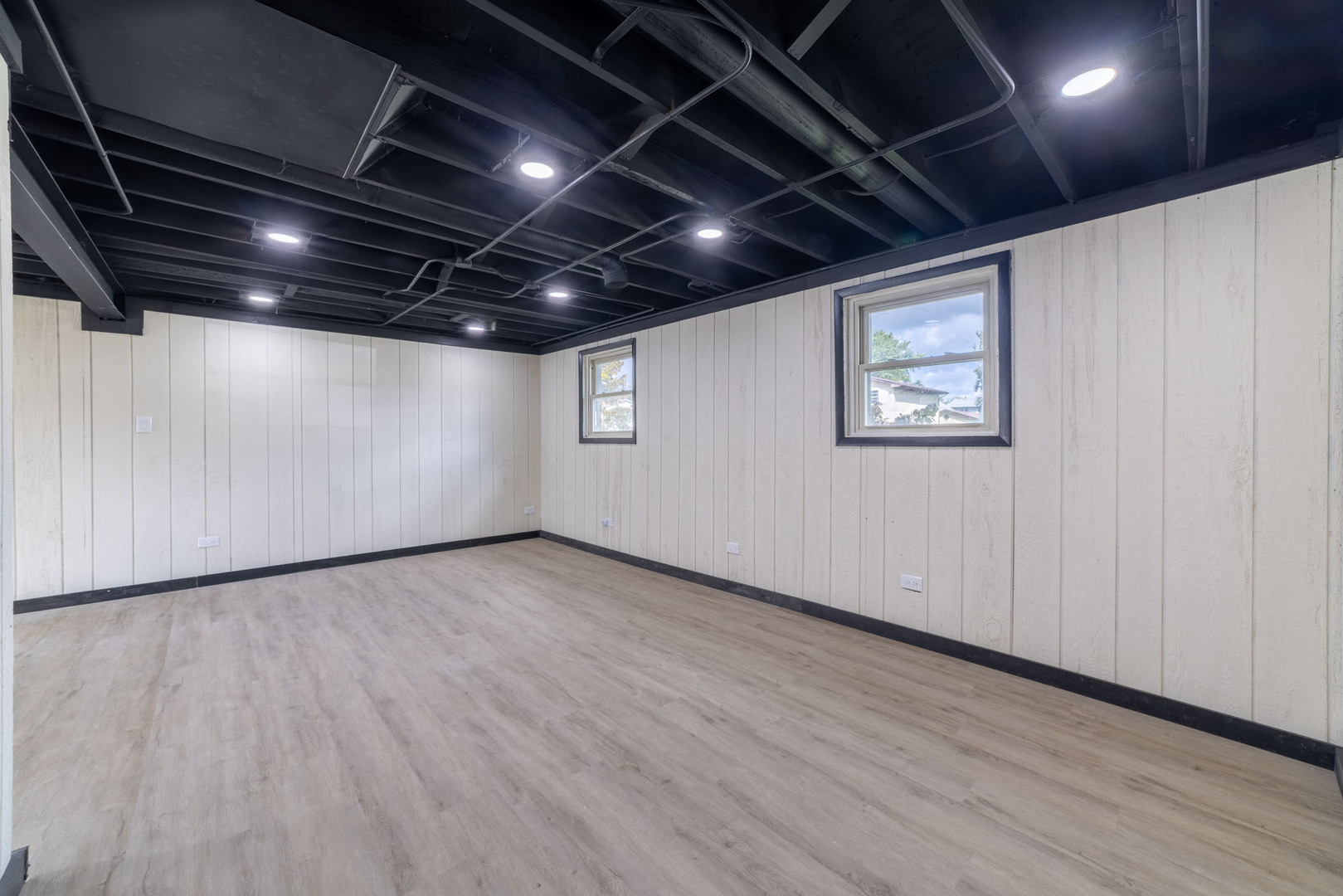 7727 166th Street, Tinley Park, IL 60477