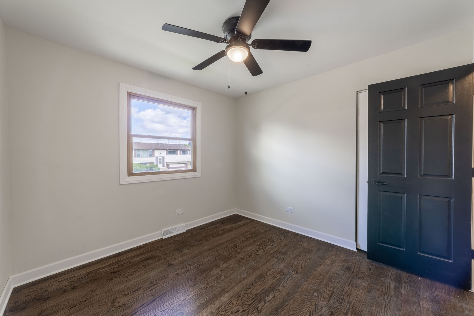 7727 166th Street, Tinley Park, IL 60477