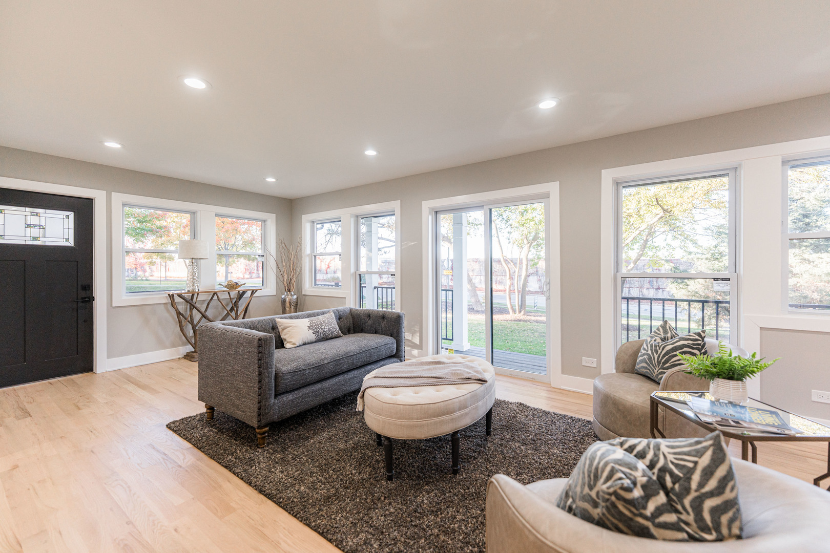 147 W North Avenue, Lombard, IL 60148