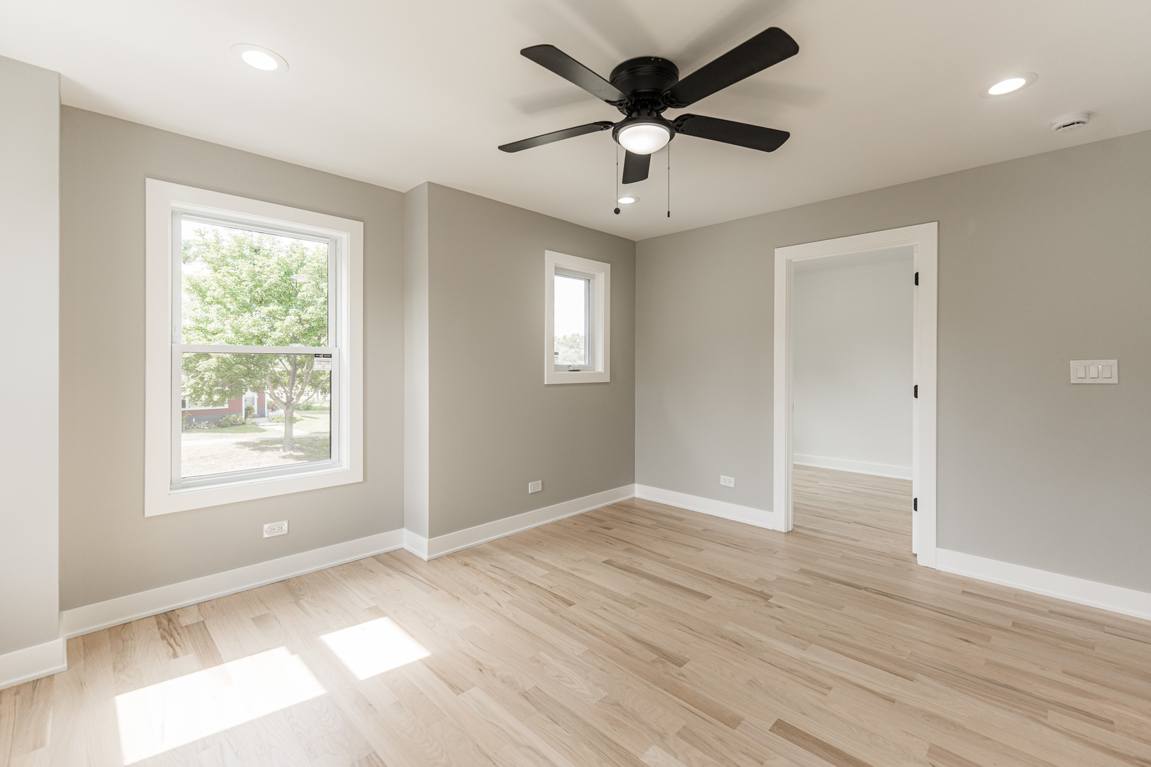 147 W North Avenue, Lombard, IL 60148