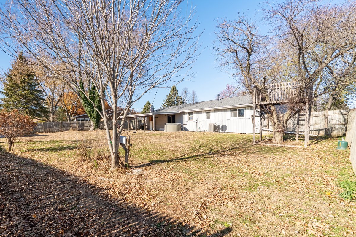 2907 Pheasant Run, Bloomington, IL 61704