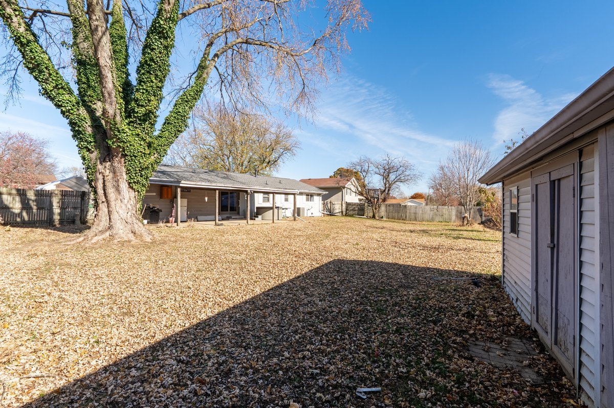 2907 Pheasant Run, Bloomington, IL 61704