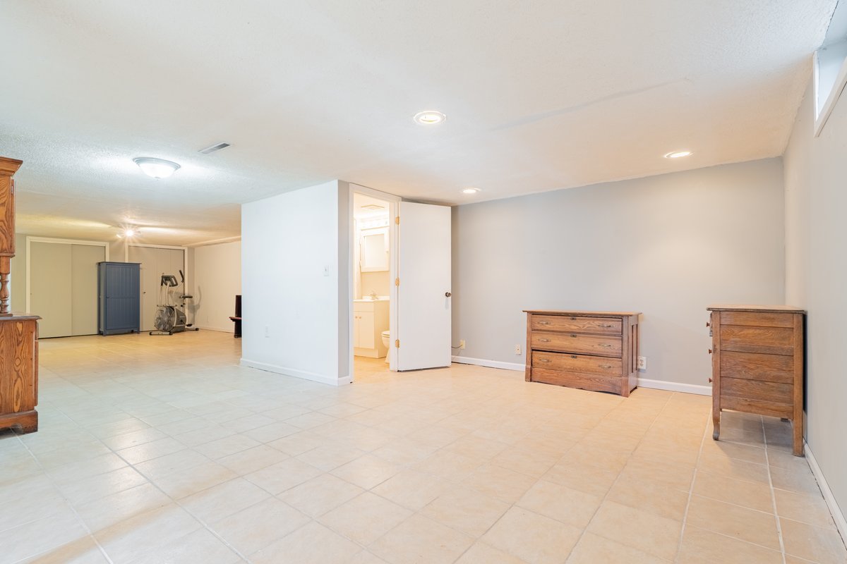 2907 Pheasant Run, Bloomington, IL 61704