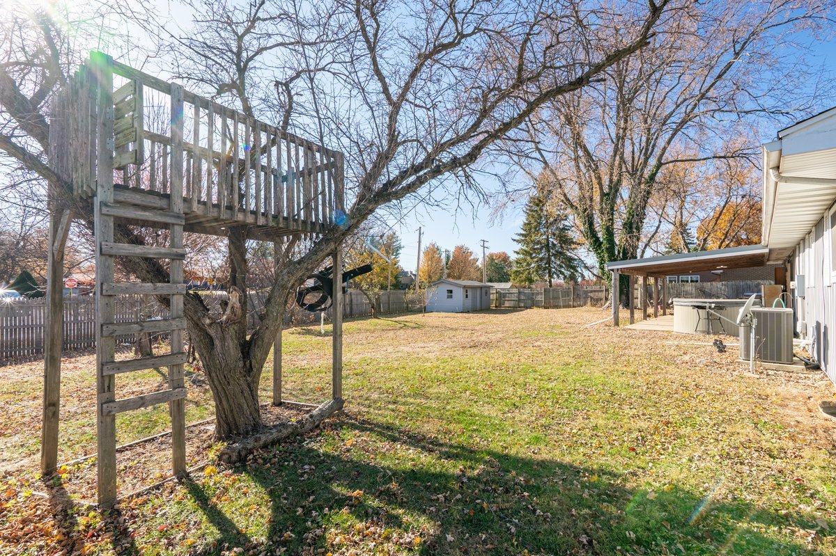 2907 Pheasant Run, Bloomington, IL 61704