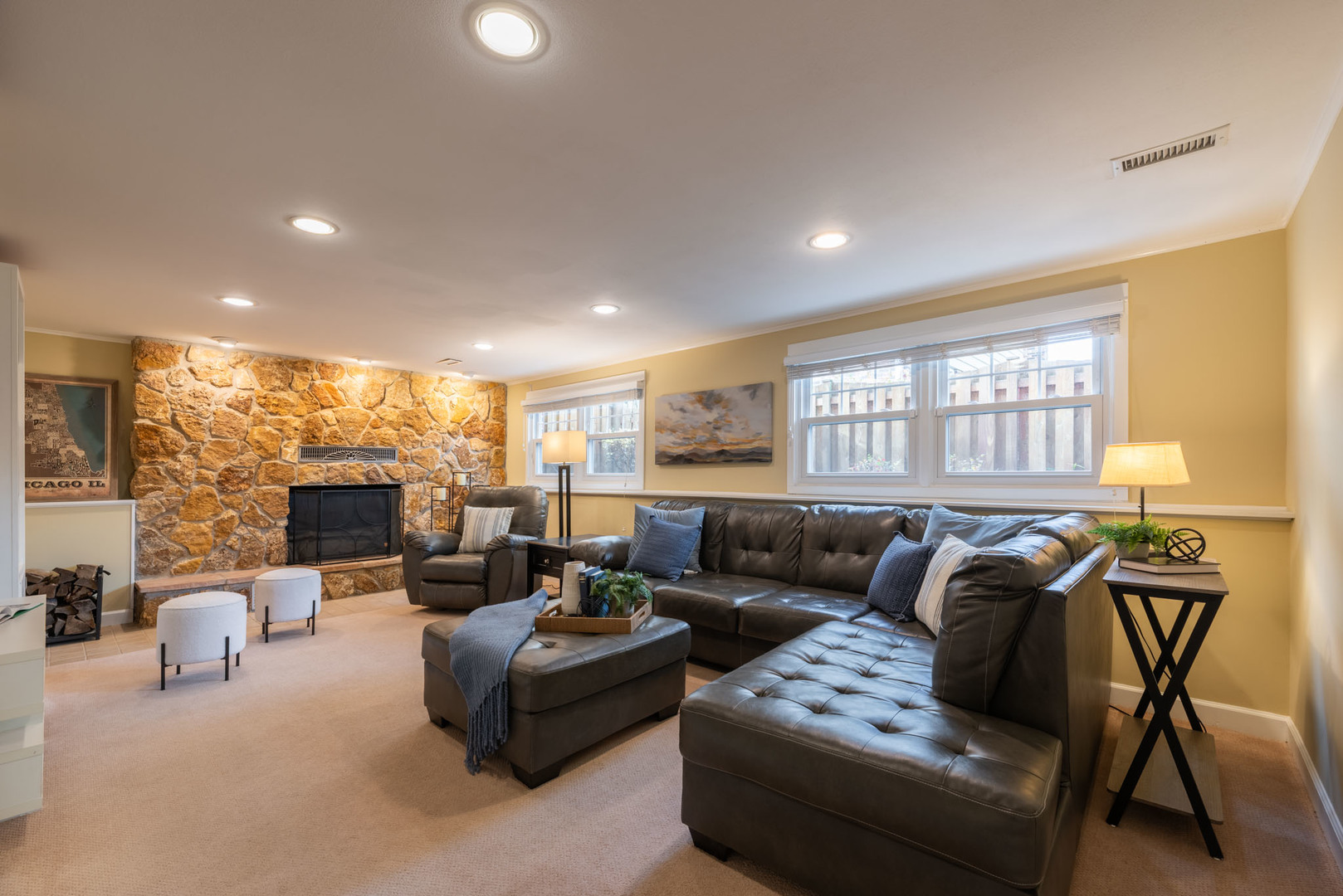 806 W Hackberry Drive, Arlington Heights, IL 60004