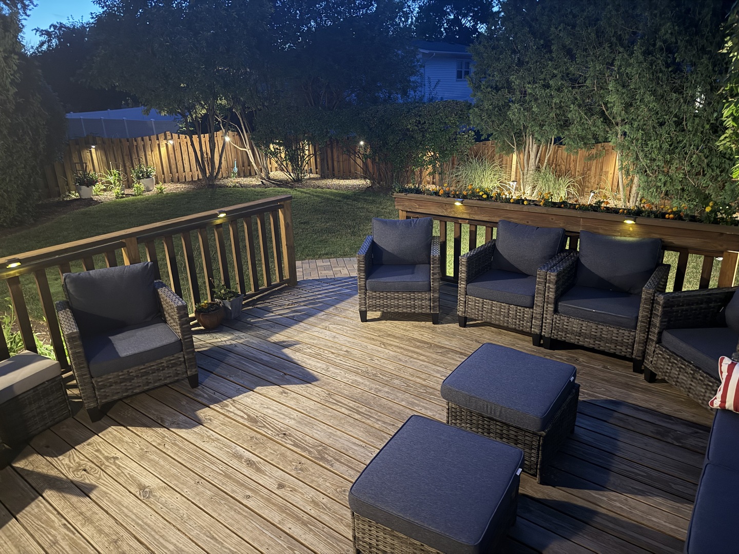 806 W Hackberry Drive, Arlington Heights, IL 60004