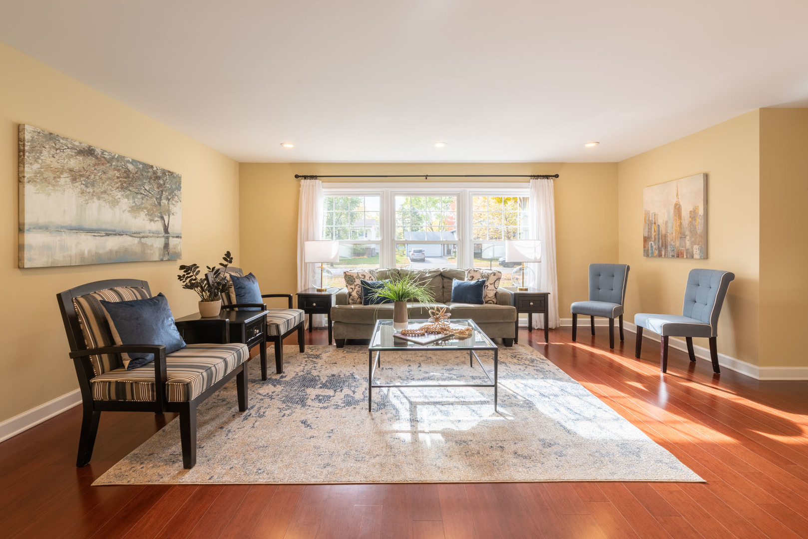 806 W Hackberry Drive, Arlington Heights, IL 60004