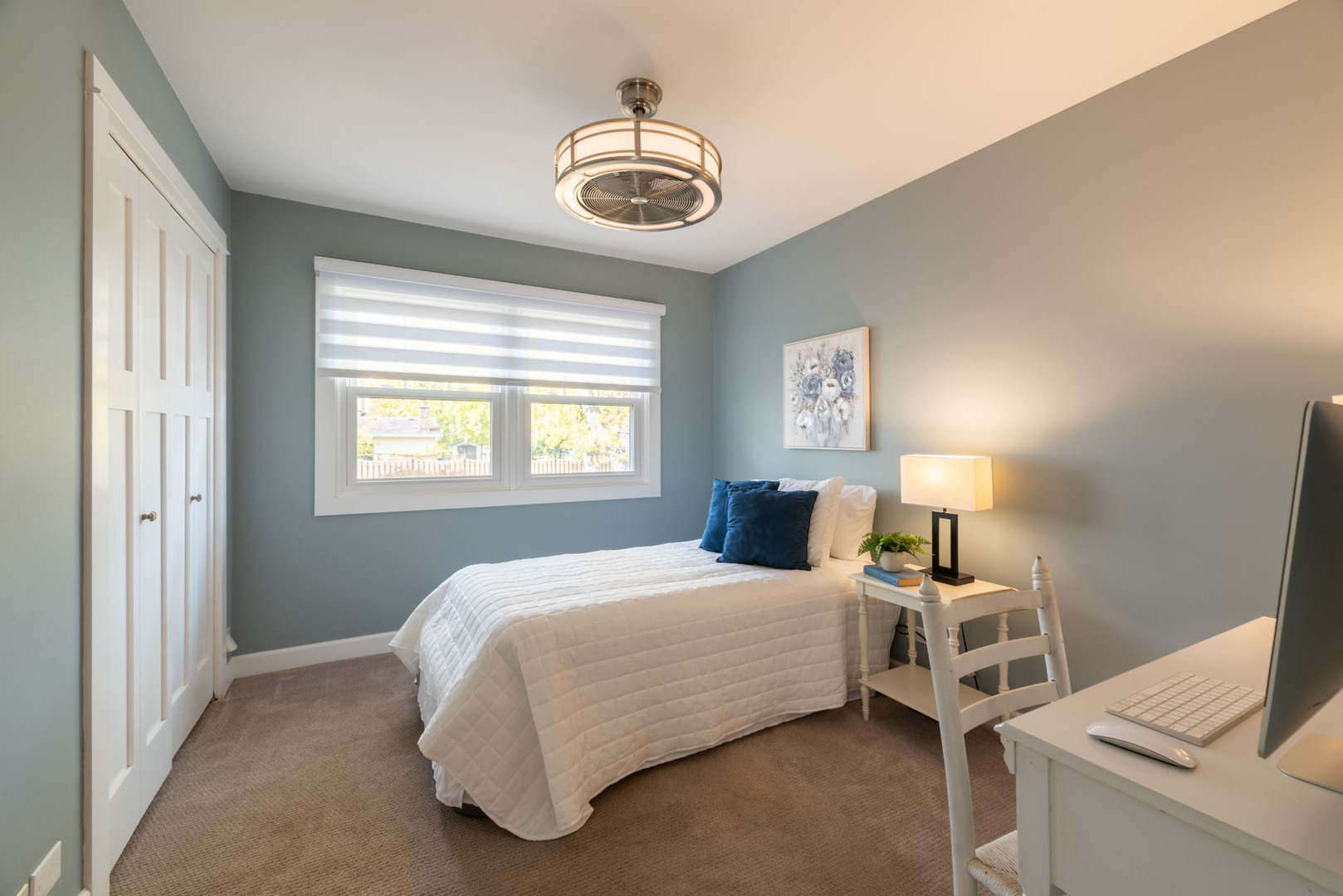 806 W Hackberry Drive, Arlington Heights, IL 60004