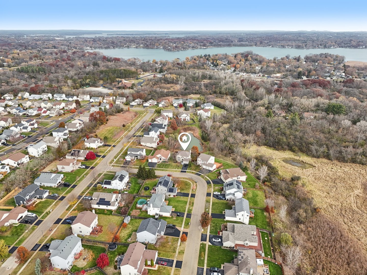 815 N Overlook Circle, Round Lake, IL 60073