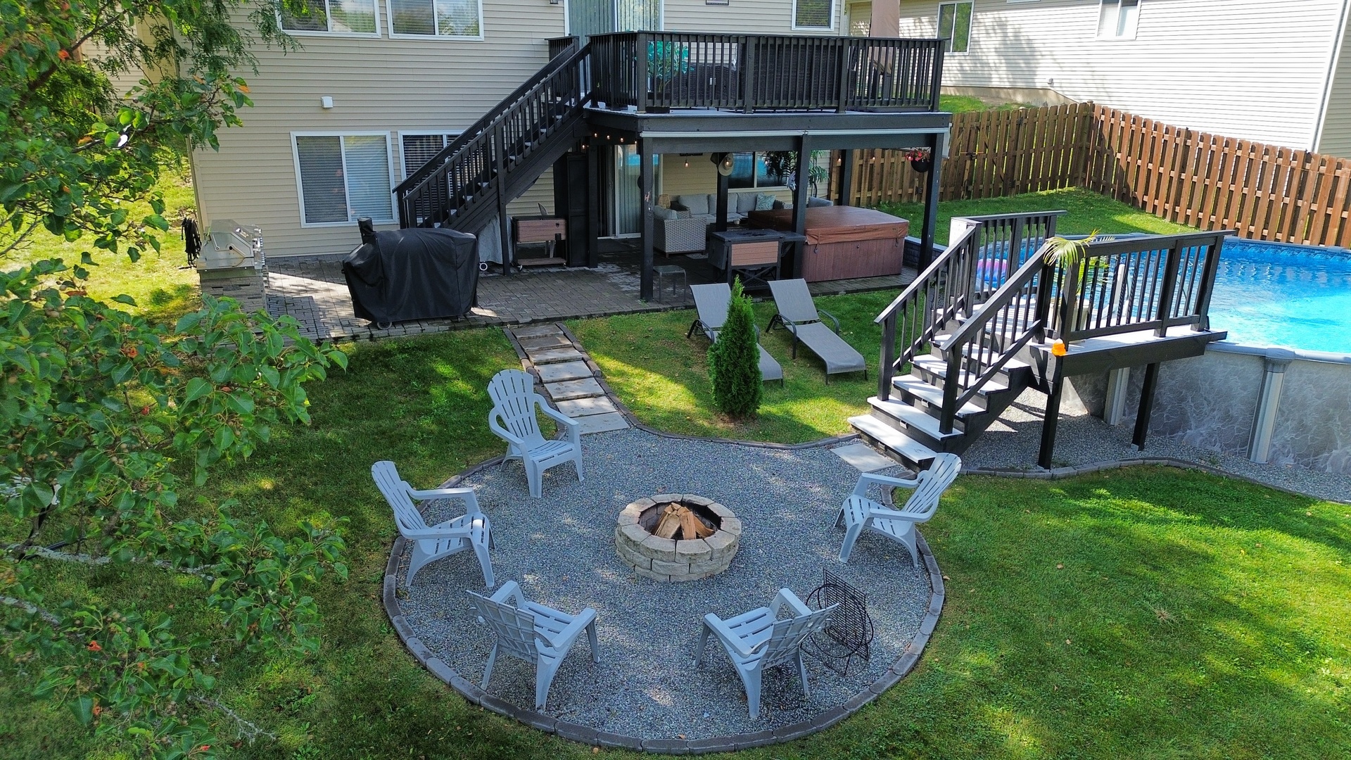 815 N Overlook Circle, Round Lake, IL 60073